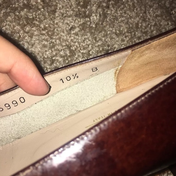 Salvatore Ferragamo Chestnut/Burgundy Heels - Picture 4 of 4